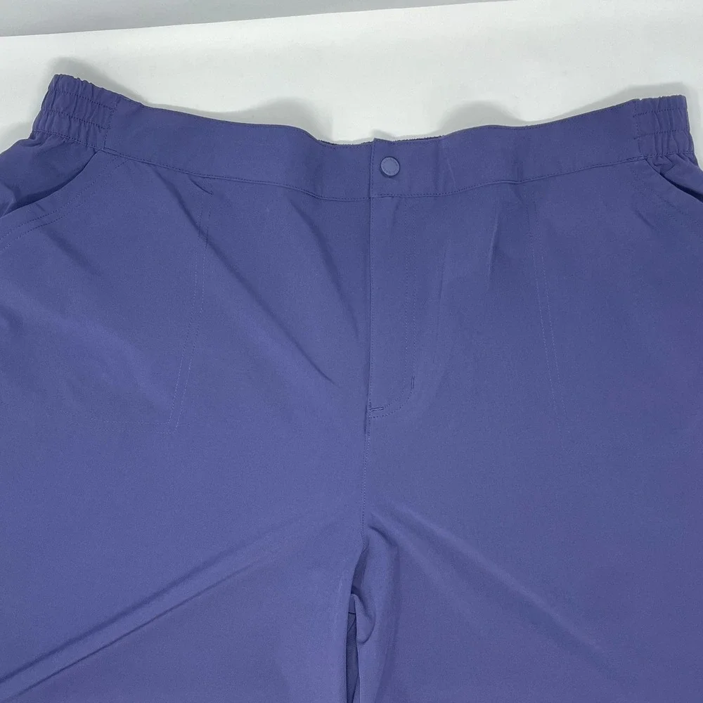 L.L. Bean Men's XXL Dark Purple Hybrid Performance Stretch Zipper Shorts